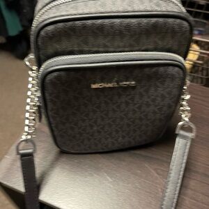 Michael Kors Jet Set Travel Medium Logo Crossbody Bag